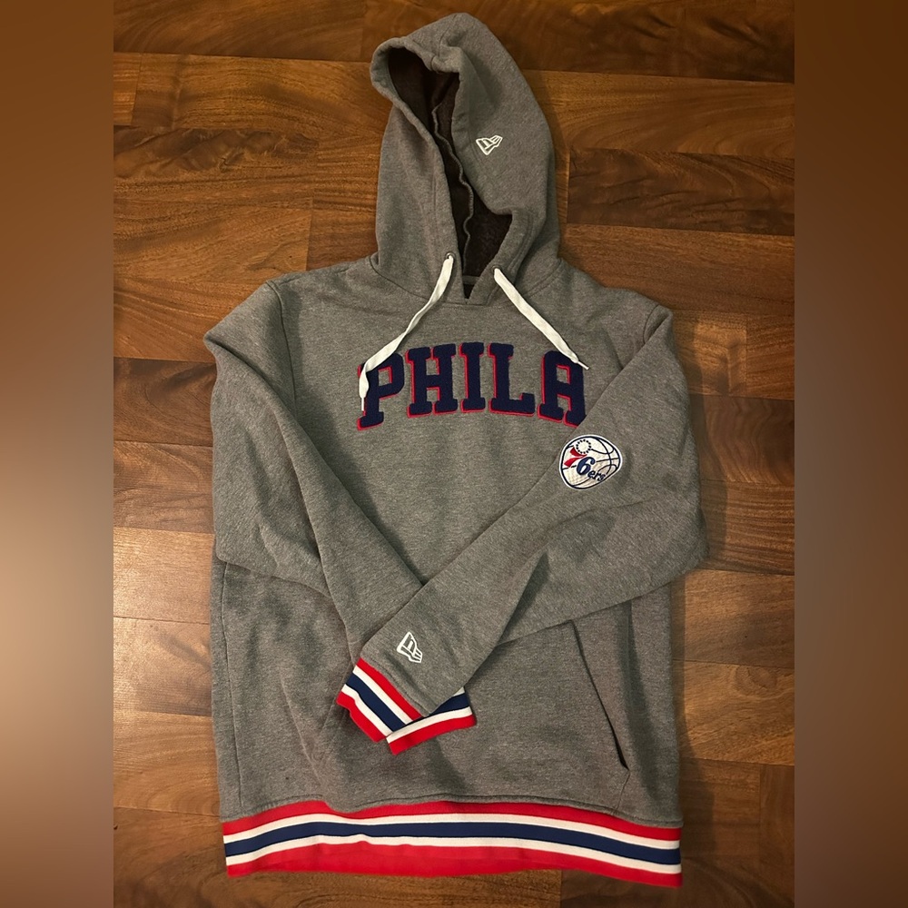 New Era 76ers Hoodie Men’s Size Large